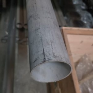 Stainless steel pipes in SS304 and SS316 grades for water, food processing, chemical, fabrication and industrial piping applications in Kenya.